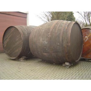 8000 Liter Fass / Weinfass aus Eichenholz